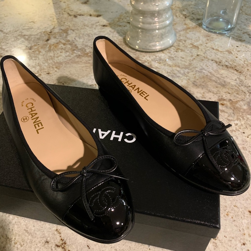Shoe - Picture 4 of 4